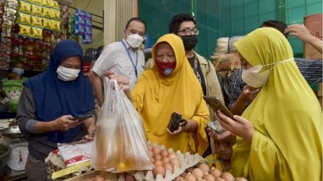 Penjualan Minyak Goreng Program MigorRakyat (Foto: Humas Kemendag)