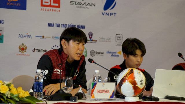 Pelatih Timnas Indonesia, Shin Tae-yong dalam sesi jumpa pers jelang laga perdana SEA Games menghadapi Vietnam pada Jumat (6/5/2022) besok. (Foto: pssi.org) 