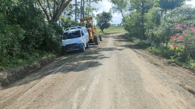 Jalan Ruas Atapang-Doping yang merupakan jalan provinsi dan menjadi kewenangan pemprov Sulsel. (Foto: Humas Sulsel)