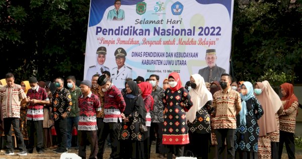 Upacara Hardiknas 2022, Seluruh ASN Luwu Utara Kenakan Batik Rongkong