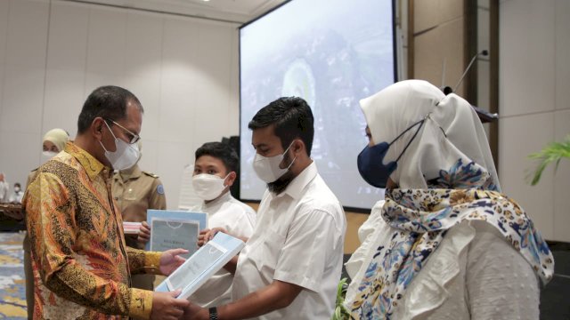 Ikatan Keluarga Alumni Pendidikan Tinggi Kepamongprajaan (IKAPTK) Kota Makassar menggelar halal bi halal di Claro Hotel Makassar, Jumat (13/5/2022). (Foto: Abatanews/Imam)