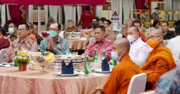 Gubernur Sulsel Silaturahmi Bersama Persatuan Umat Buddha Indonesia