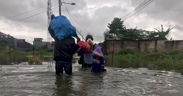 Curah Hujan Tinggi, Sejumlah Wilayah di Makassar Terendam Banjir 