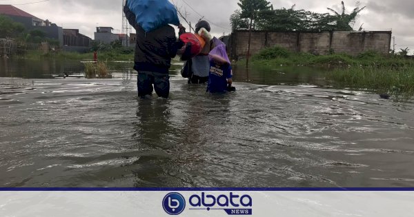 Curah Hujan Tinggi Sejumlah Wilayah Di Makassar Terendam Banjir