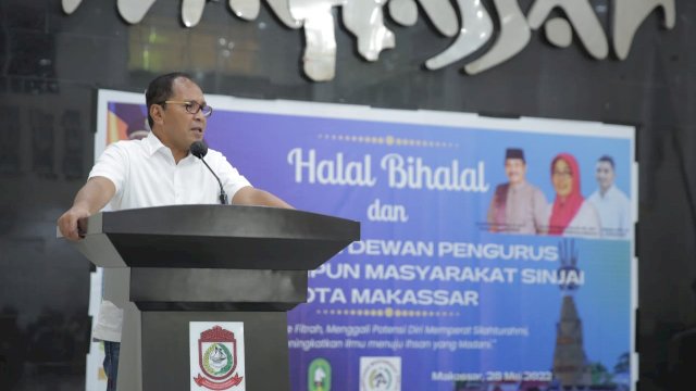 Wali Kota Makassar Moh. Ramdhan "Danny" Pomanto menghadiri kegiatan halal bi halal yang digelar Himpunan Masyarakat Sinjai (HIMAS) Kota Makassar, bertempat di Baruga Anging Mammiri Rujab Walikota, Sabtu (28/5/2022). (foto: Pemkot Makassar)