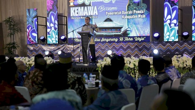 Wali Kota Makassar saat menghadiri halalbihalal KEMAWA di Graha Pena Makassar. (FOTO: Abatanews/Wahyuddin)