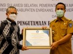 Gubernur Andi Sudirman Raih Penghargaan BPPB Kemendikbudristek