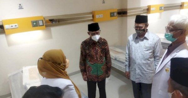 Ketum Muhammadiyah Prof Haedar Hadiri Soft Launching RS PKU Unismuh