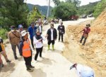 Bupati Lutra Tinjau Longsor di Sabbang-Rongkong