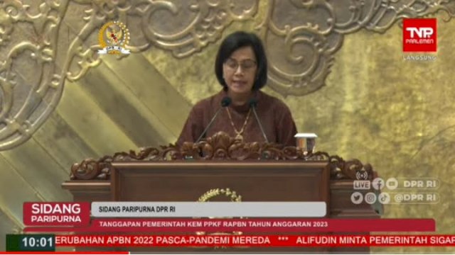 Menkeu Sri Mulyani dalam doorstop usai Rapat Paripurna DPR RI ke-24 Masa Persidangan V Tahun Sidang 2021-2022, dilansir website resmi Kemenkeu, Selasa (31/5/2022). 