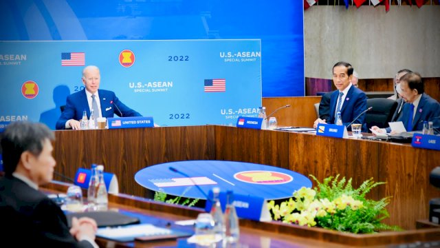 Presiden Jokowi menghadiri KTT Khusus ASEAN-AS, di Departemen Luar Negeri Amerika Serikat (AS), Washington DC, Jumat (13/05/2022). (Foto: BPMI Setpres/Laily Rachev)