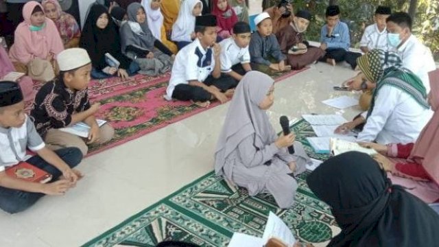  Kegiatan semarak Ramadhan digelar berawal di launchingnya literasi Al-Qur&rsquo;an tingkat kabupaten Takalar bagi siswa Sekolah Dasar (SD) dan sekolah Menengah Pertama (SMP). (Foto: Abatanews/Wahyuddin)