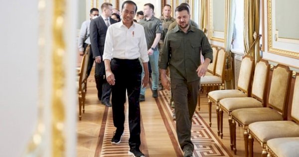 Zelensky ke Jokowi: Indonesia Punya Kedudukan Tinggi di Dunia