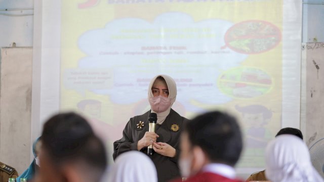 kolaborasi lintas SKPD, di antaranya Dinas Pendidikan, Dinas Ketahanan Pangan dan Dinas Kesehatan hingga Tim Penggerak PKK Kota Makassar melaksanakan edukasi pencegahan stunting. (foto: Pemkot Makassar)