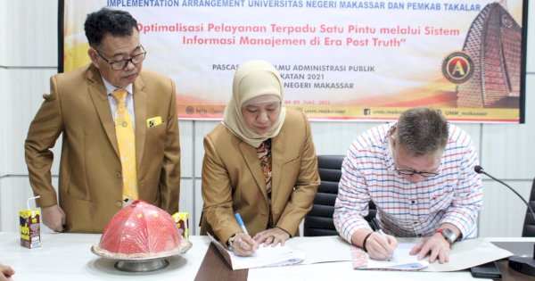 Dinas PTSP dan Mahasiswa PPs UNM lakukan Implementation Arragement di Takalar 