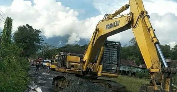 Pemprov Sulsel Kebut Pengerjaan Ruas Jalan Pekkae-Takkalala 