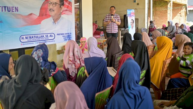 Wakil Ketua DPRD Provinsi Sulawei Selatan (Sulsel), Ni’matullah menyerap aspirasi warga saat menggelar reses di Garongkong, Kelurahan Mangempang, Kecamatan Barru, Kabupaten Barru, Selasa (7/6/2022). 