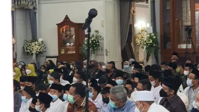 Empati Duka Eril, Gubernur Andi Sudirman Kunjungi Rujab Gubernur Jabar