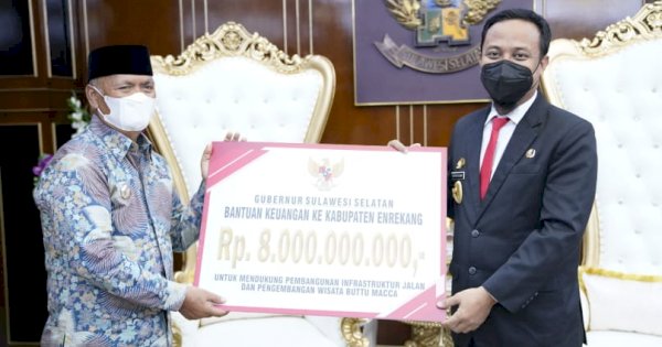 Pemprov Sulsel Salurkan Bantuan Keuangan Rp8 Miliar ke Pemda Enrekang 