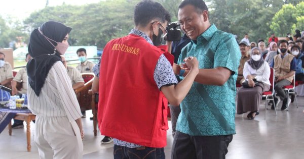 Bupati Takalar Terima 329 Mahasiswa KKN Tematik Gelombang 108 Unhas