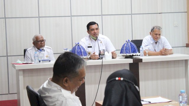 Badan Pemeriksa Keuangan (BPK) perwakilan Sulsel berkunjung ke Kantor Bupati Takalar, pada Rabu (29/6/2022). (Foto: ABATANEWS/Imam)