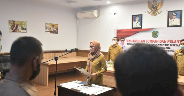 Bupati Indah Lantik 18 Eselon IV ke Jabatan Fungsional, Ini Pesannya