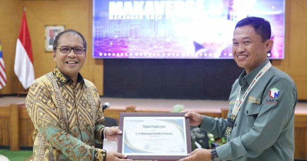 Jadi Narasumber Pelatihan Kepemimpinan Nasional, Danny Beberkan Cara Disukai Rakyat