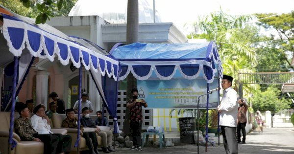 Danny Lakukan Peletakan Batu Pertama Rehabilitasi Masjid PN Kelas 1A