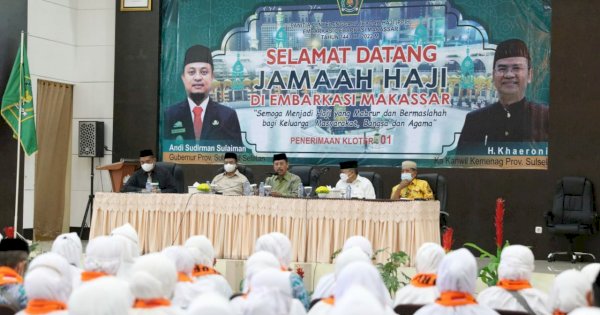 Lepas Jamaah Haji, Sekda Kota Makassar Ingatkan Jaga Kesehatan