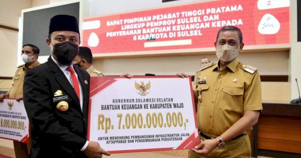 Kembalikan Kejayaan Sutera, Gubernur Andalan Suntik Rp7 M untuk Wajo