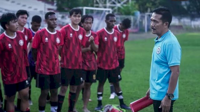 Skuad Sulut United saat melakoni latihan di Stadion Klabat, Manado, Sulawesi Utara (Sulut) beberapa waktu lalu. (foto: Official Ig Sulut United)