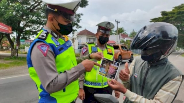 Dokumentasi pelaksanaan Operasi Patuh 2022 yang dilaksanakan Satlantas Polresta Lutim, beberapa waktu lalu. (foto: Satlantas Polres Lutra)