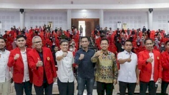 Badan Eksekutif Mahasiswa (BEM) Universitas Hasanuddin menggelar seminar nasional bertajuk “Indonesia Menuju 3 Besar Kekuatan Ekonomi Dunia”. (Foto: Istimewa) 