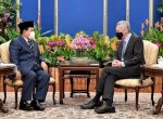 Prabowo Temui PM Singapura, Bahas Apa?