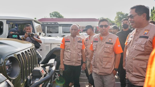 Pemerintah Provinsi (Pemprov) Sulawesi Selatan (Sulsel) mendukung kegiatan yang dilaksanakan Polda Sulsel pada bidang olahraga otomotif Bhayangkara Off-Road 2022 sebagai rangkaian kegiatan 76 tahun Bhayangkara. (foto: Pemprov Sulsel)