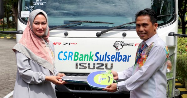 Pemkab Lutra Dapat Bantuan Truk dari Bank BPD Sulsel