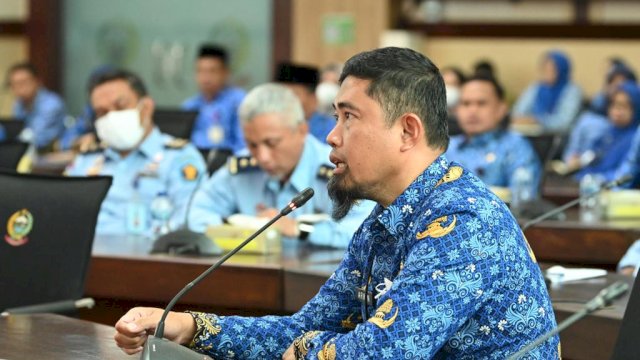 Pemprov Sulsel menggelar rapat dengan panitia penyelenggara HUT Proklamasi tahun 2022 di Ruang Rapat Pimpinan Kantor Gubernur Sulawesi Selatan (18/7/2022).