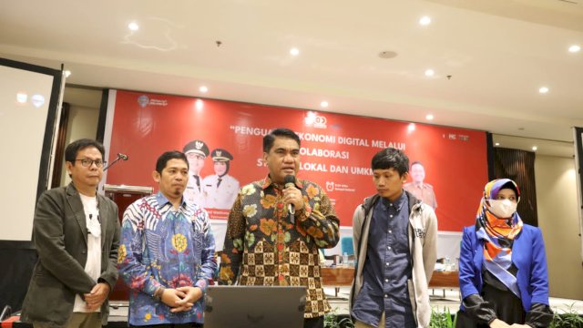 Dinas Komunikasi dan Informatika (Kominfo) Makassar resmi meluncurkan cloud data storage dan repository apps, di Hotel Four Point of Sheraton, Kamis (21/7). (foto: Pemkot Makassar)