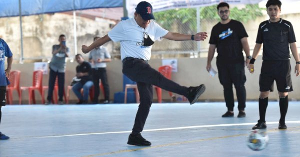 Beni Iskandar Resmi Membuka Turnamen Futsal Jelang HUT PDAM