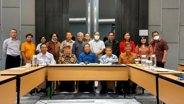 Sejumlah perwakilan organisasi Pers melakukan pertemuan dengan Menko Polhukam Prof. Mahfud MD, di Kantor Kemenkopolhukam, Jakarta, Kamis (28/7). (foto: Ist)