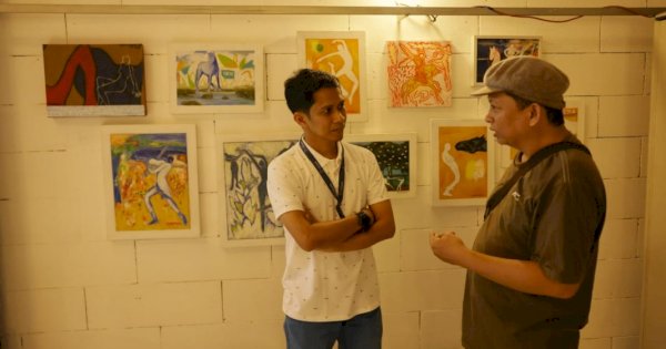 Beri Ruang Kreativitas, Dispar Makassar Gelar Pameran Seni Rupa di Etika Studio