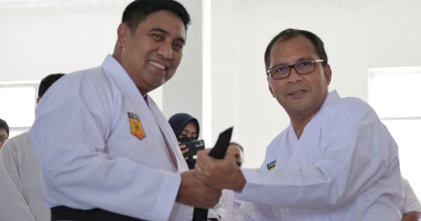 Lantik Pengurus KKI Maros, Danny Pomanto Ajak Gelorakan Olahraga Karate