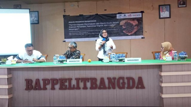 Kabid PUG, Fatma S. Sukma, dalam Dialog Pemangku Kepentingan; Pemberdayaan Perempuan dan Kaum Muda Dalam Praktik Pertanian, Teknologi Digital, dan Literasi Keuangan", di Aula Bappelitbangda (29/6/2022). 