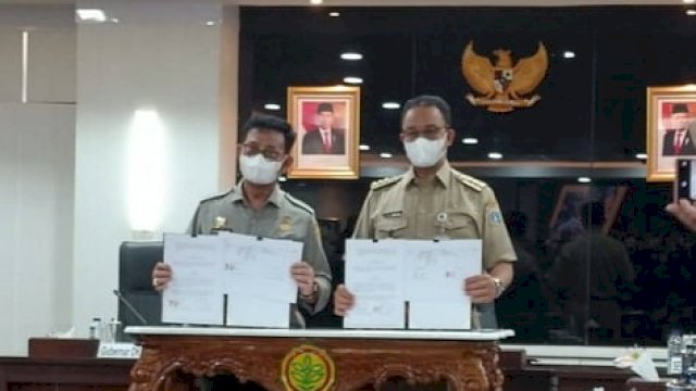 Gubernur DKI Jakarta, Anies Baswedan menyambangi kantor Kementerian Pertanian, Jakarta Selatan, pada Senin (4/7/2022). Kedatangannya untuk memastikan ketersediaan stok pangan dan pasokan hewan kurban di DKI Jakarta, jelang Hari Raya Idul Adha 2022 yang jatuh pada 10 Juli.