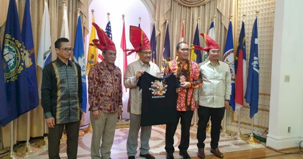 Hari Pertama di AS, Danny Kunjungi KJRI New York