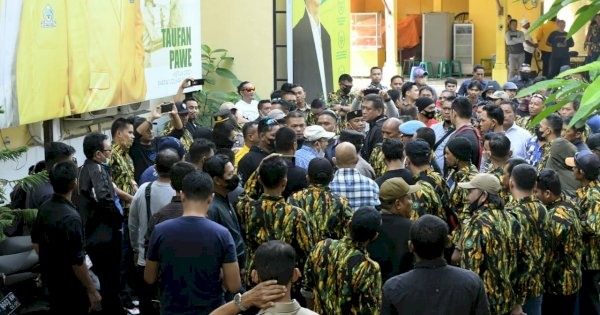 Ribut-ribut di Kantor Golkar Sulsel karena Berebut Ruang Rapat