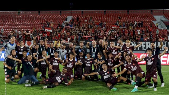 Skuat PSM Makassar usai memastikan tiket final zona ASEAN AFC CUP 2022. (Foto: PSM Makassar) 