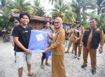 Bupati Indah Salurkan Bantuan ke Korban Angin Puting Beliung