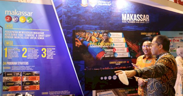 Perpaduan Phinisi dan Rumah Gadang, Bima Arya Sebut Booth Makassar Impresif