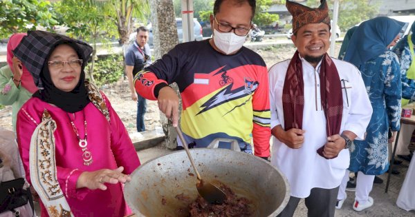 Masak Rendang di Hari Ke 3 APEKSI, Dany: Makanan yang Menembus dunia  